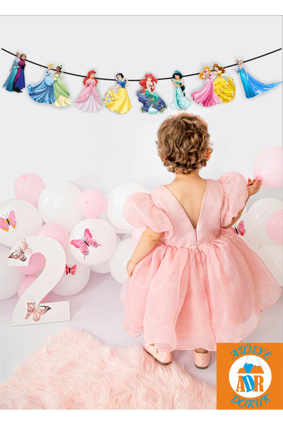 Prensesler Banner-Kız Çocuk Doğum Günü Parti Malzemesi-Doğum Günü Duvar Süsü-Elsa, Barbie